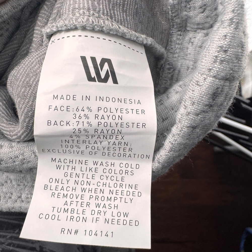 VRST Recharge LS Crew Mens XXL Light Grey Heather Textured SweatshirtM
NEW - Picture 8 of 11